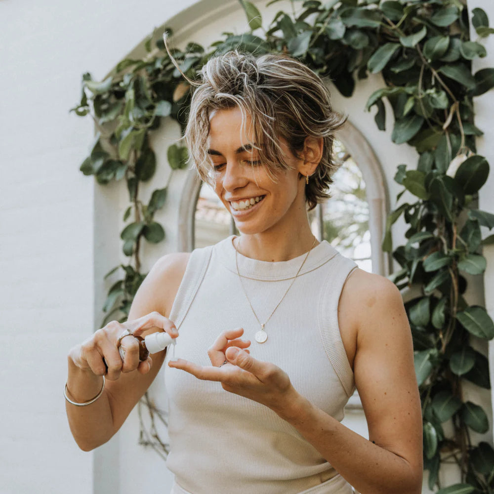 Wild Bee Daily Revive Serum